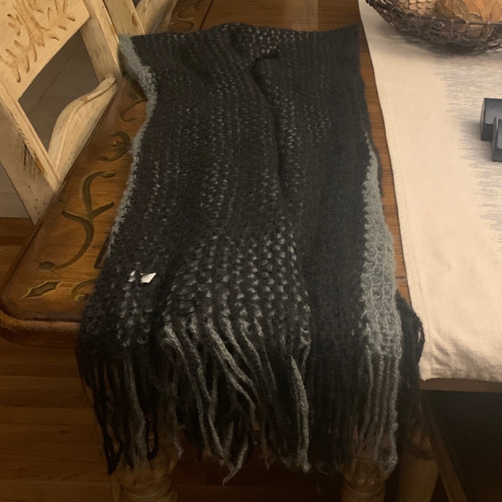 Cozy Black and Gray Knit Throw Blanket